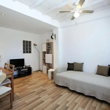Parodise - Traditional For 2 In Paroikia Apartment